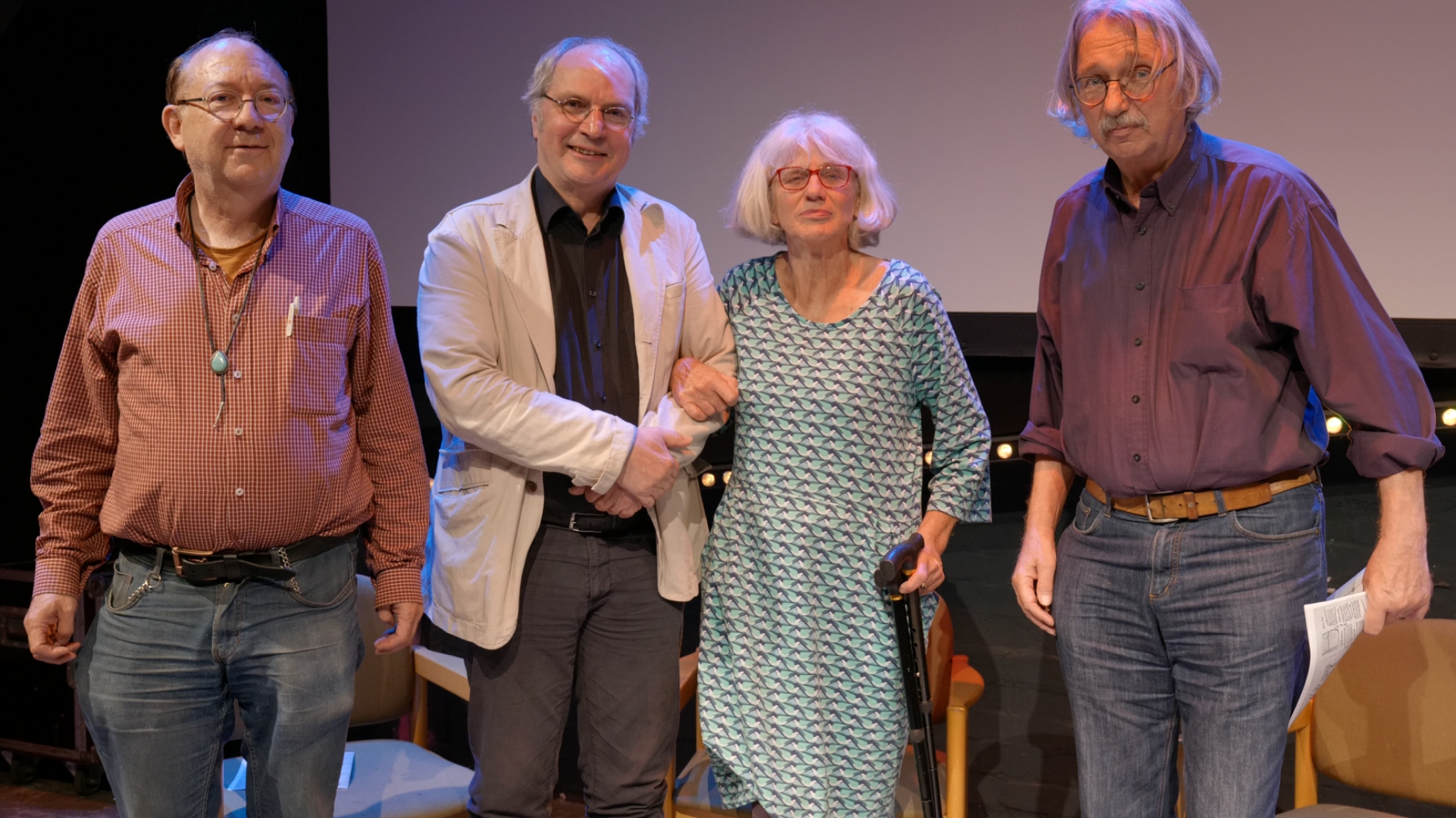 Für lebhafte Erinnerungen rund ums Thema "Unabhängiges Jugendzentrum" in Celle sorgten (v.l.n.r) Roland Balzer, Michael Brundiers, Kerstin Wockenfuß und Dietrich Höper, die sich bei der Veranstaltung Anfang August im Bunten Haus auch gern den Fragen von jugendlichen Teilnehmenden stellten.