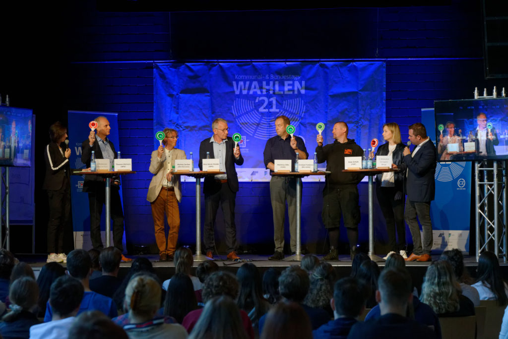 Podiumsdiskussion zur Bundestagswahl mit den Direktkandidaten für den Wahlkreis Celle-Uelzen.